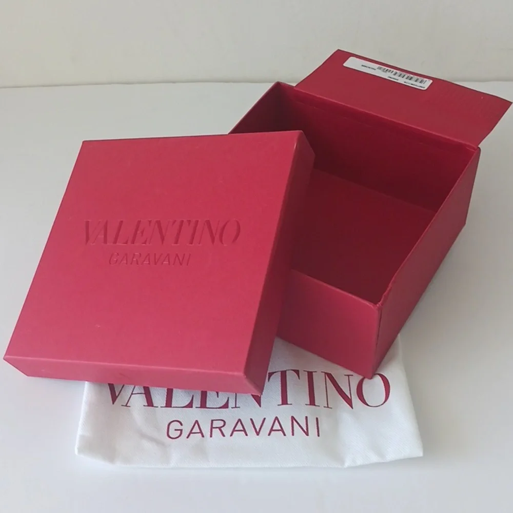 Valentino Garavani Red Box 6
